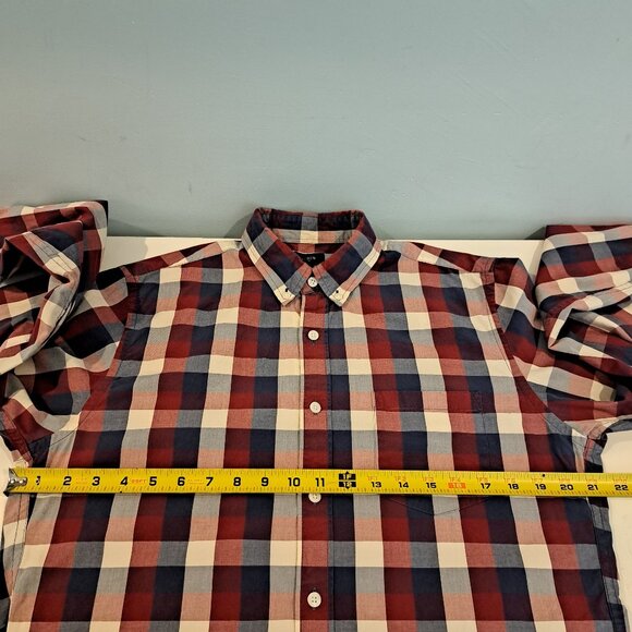 J. Crew Men's Medium Regular Fit 100% Cotton Button Down Shirt Style #C3724 - Picture 9 of 13